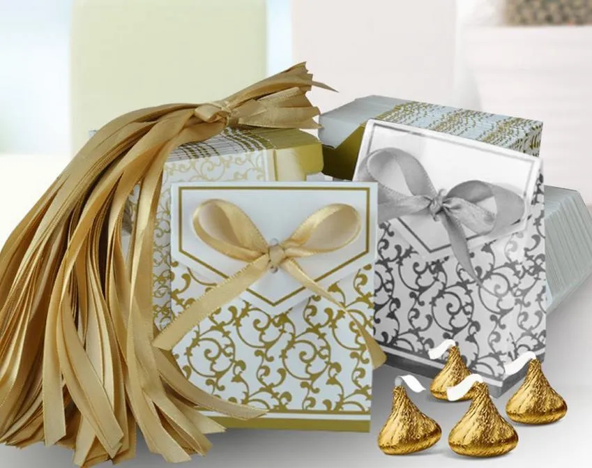 Bröllopsfavoritfavoritpåse Söt tårta present Godispapperslådor Påsar Jubileumsfest Födelsedag Baby Shower Presenter Box guld silverfärgad