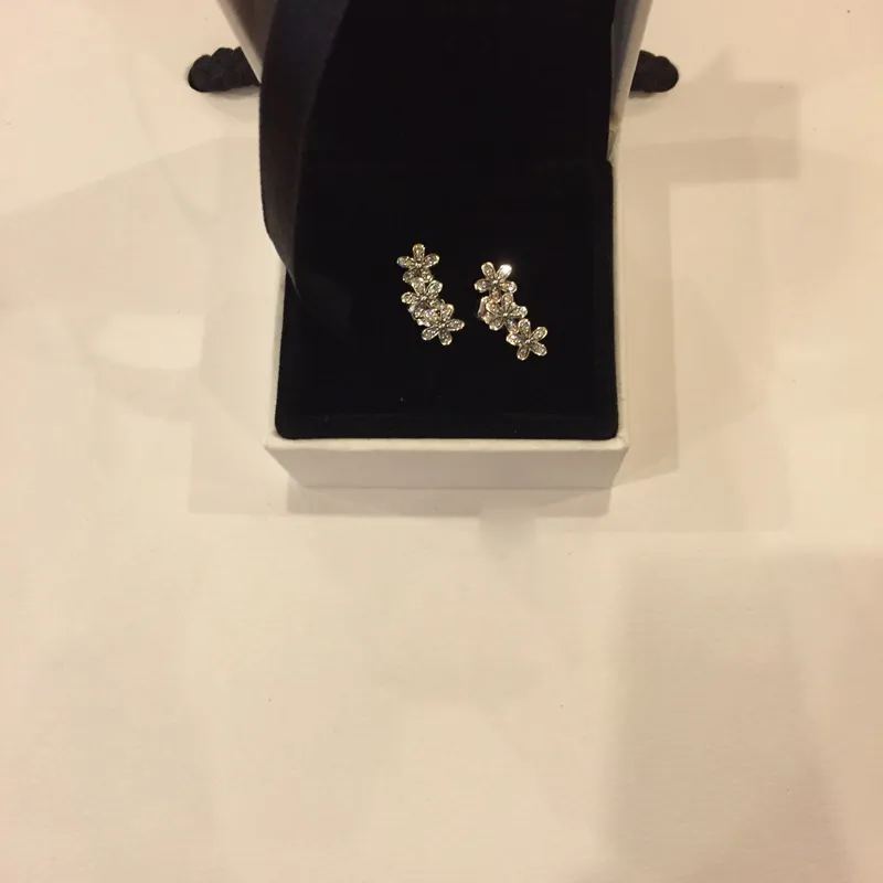 Autentyczne 925 Sterling Silver Flowers Earring Z Pudełkiem Logo Podpis Z Kryształem Do Pandora Biżuteria Stud Kolczyk Kolczyki Damskie