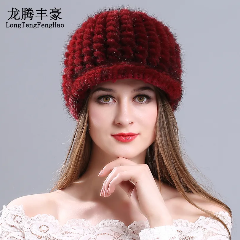 Cappelli femminili con visiera a visiera invernale 2017 berretti di lana lavorati a maglia per elastico russo adatti per la maggior parte delle persone Cappello spesso casual D18110102