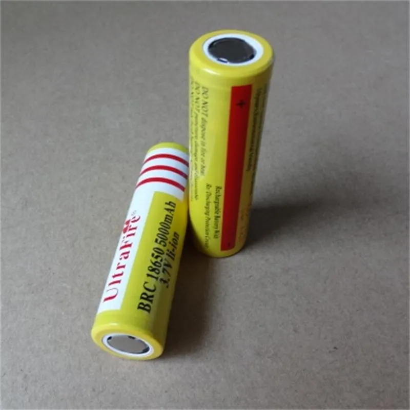 Gul 18650 5000mAh 3.7V uppladdningsbart f litiumbatteri platthuvud / spetsigt batteri litiumbatteri för förstärkare för nödljus