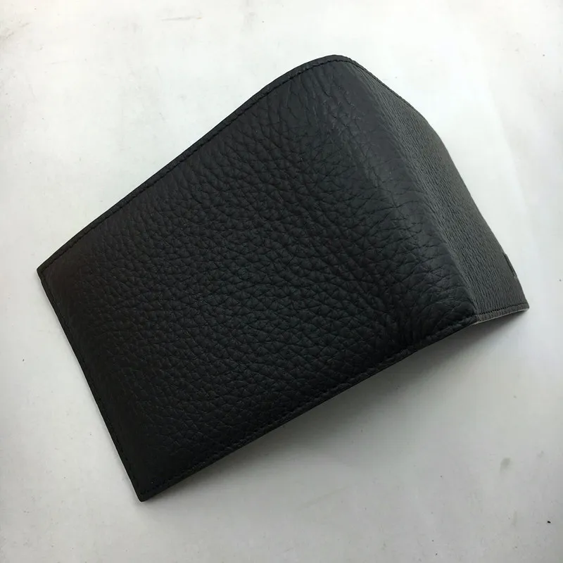 Äkta läder kreditkortshållare Wallet Classic Luxury Designer ID -kortfodral för resor 2018 Ny modepengar väska 5 C155D