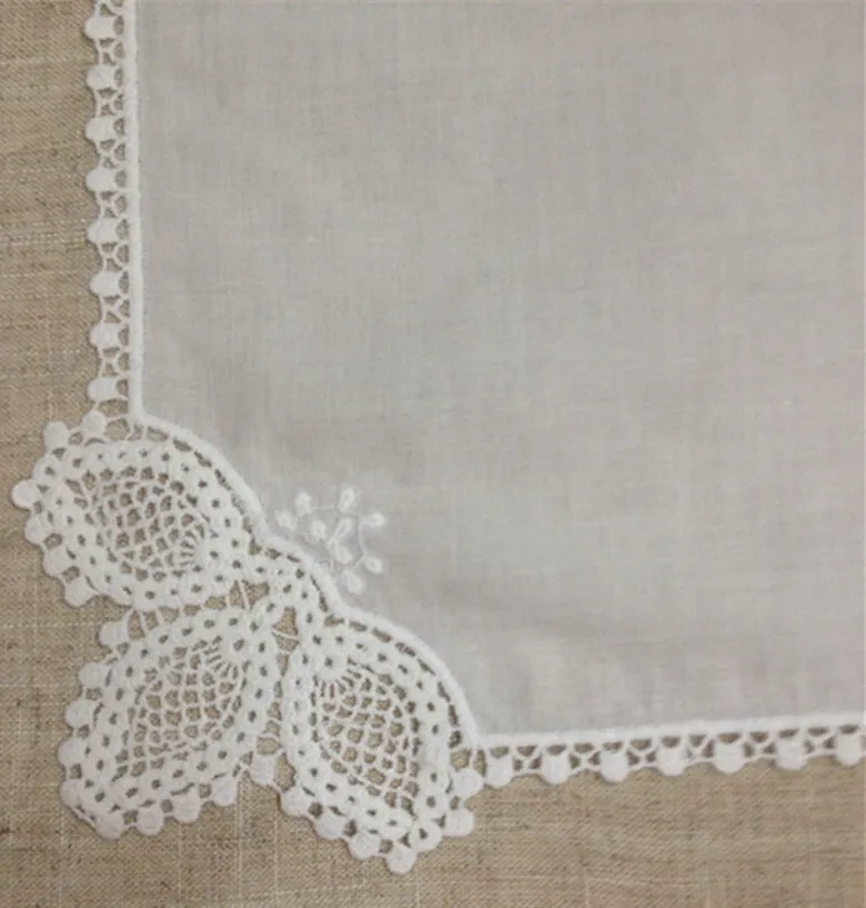 12のファッションの結婚式のブライダルハンドカチの白い綿レースのedging ladies hankies hanky giftsのセット