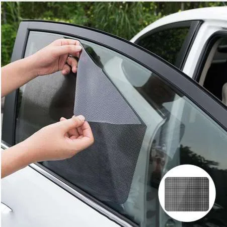 2pcs 42x38cm DIY Voiture Sun Sunes Sunes Film Sun Protection Fenêtre Couvre Black PVC Bouclier de vitre latéral PVC avec de petits trous