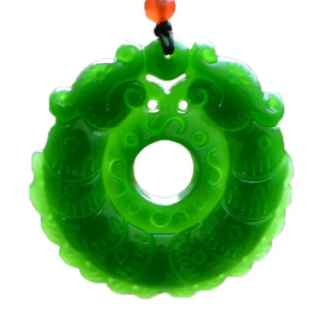 Ny naturlig jade Kina grön jade hänge halsband amulet lycklig drake staty samling sommar ornament natursten