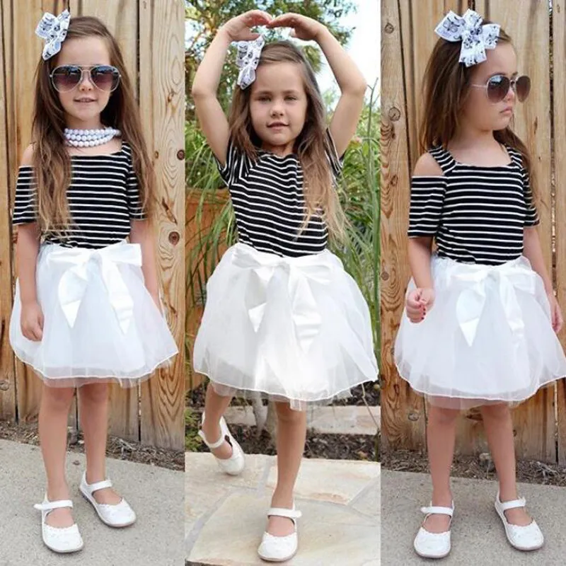 2018 Baby Girls Striped Off-the-Shoulder Klänning Ribbon Bowknot Lacee Tutu Klänning Söt Tjej Mode Braces Kjolar Gratis frakt