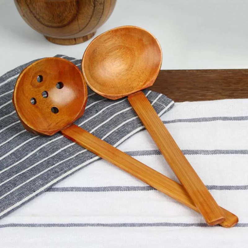 New De madeira Talheres Colher De Sopa japonês Ramen De Madeira Longo Lidar Com Colander Panela Quente Colher Prático e Durável