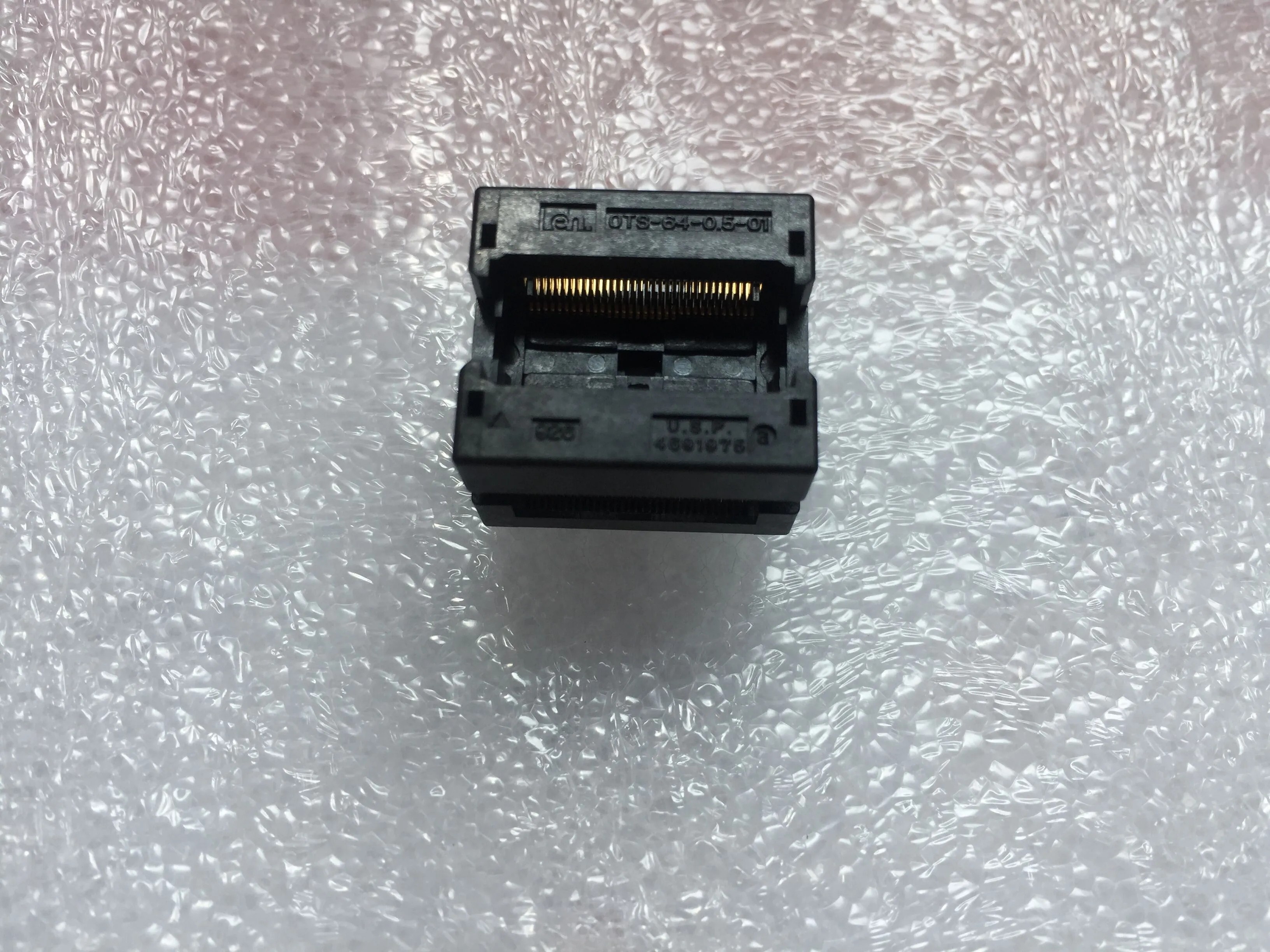 Test et gravure Enplas IC OTS-64-0.5-01, prise TSOP64pin, pas de 0.5mm, taille du paquet 6.1x8.1mm