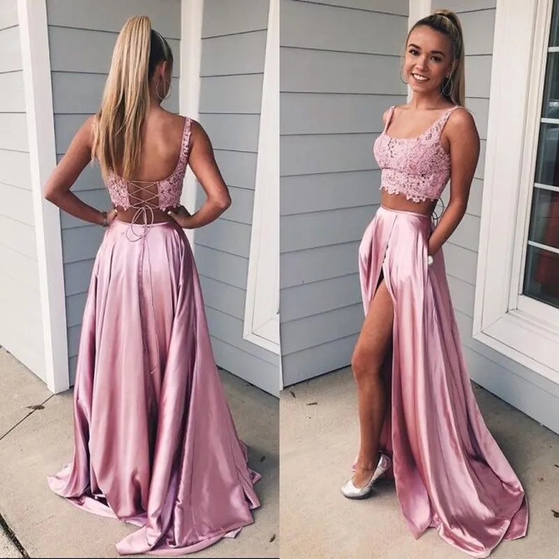 2019 Duas Peças Vestidos de Baile Pescoço Da Colher Sem Mangas Aberta Voltar Espartilho Rendas Top Colheita Sexy Alta Dividir Longo Evening Vestidos de Festa Sweep trem