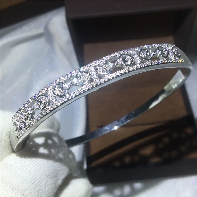 Miłośnicy Serce Bransoletka Serca Pave Setting Diament S925 Silver Wypełnione Bangle Engagement Dla Kobiet Uczestnicy Ślubne