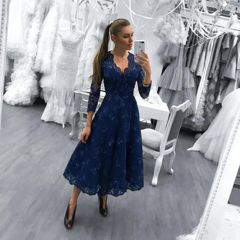 Navy Blue A Line Mother Of Bride Dresses V Neck Lace Applique Beaded 3/4 Long Sleeves Tea Length Party Prom Evening Gowns