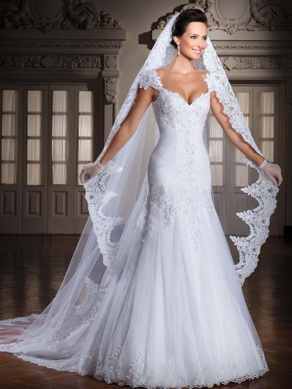 وصول جديد Vestidos de Noiva Tulle/Chhepique Deveded Dresses Dresses Bridal Train Train Hy181