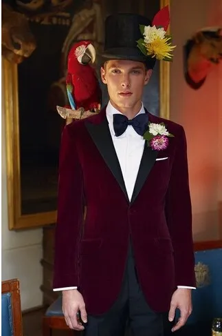 Lila-roter Samt-Bräutigam-Smoking mit spitzem Revers und einem Knopf für Herren, Hochzeitsanzug, ausgezeichneter Herren-Blazer für formelle Geschäftsabschlüsse (Jacke + Hose + Krawatte) 666