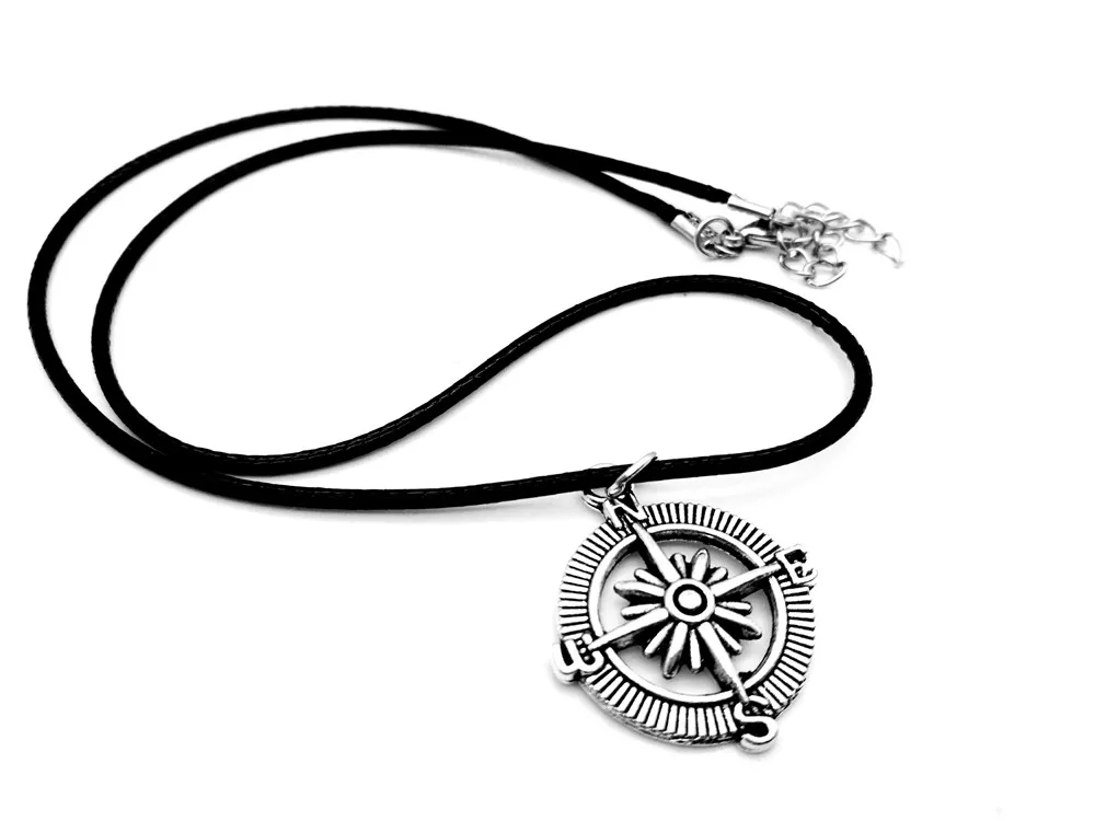 Antike Vintage Steampunk Vegvisir-Kompass-Halskette, nautische Marine, Seemann, Seemann, Anker, Ruder, Lederseil-Halsketten für die Richtungsfindung