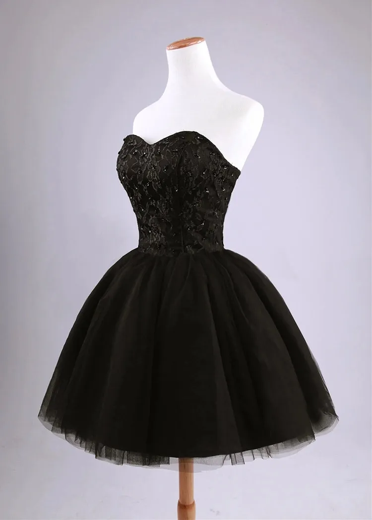 Black Mini Cort Tulle Party платья довольно без бретелек с бисером на шнуровке задние короткие домохозяйственные платья сладкие 16 платьев