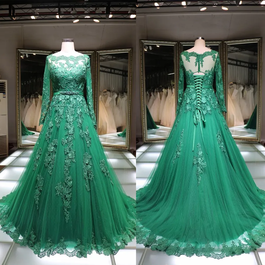 Bateau halsringning långa ärmar spets applikation reals aftonklänningar med pärlbälte elegant grön tyll prom klänning