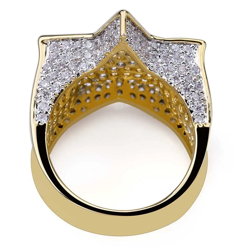 Anello placcato color oro in rame di moda uomo esagerato di alta qualità Iced Out CZ Stone Stella Shape Augh Regalo di gioielli anello