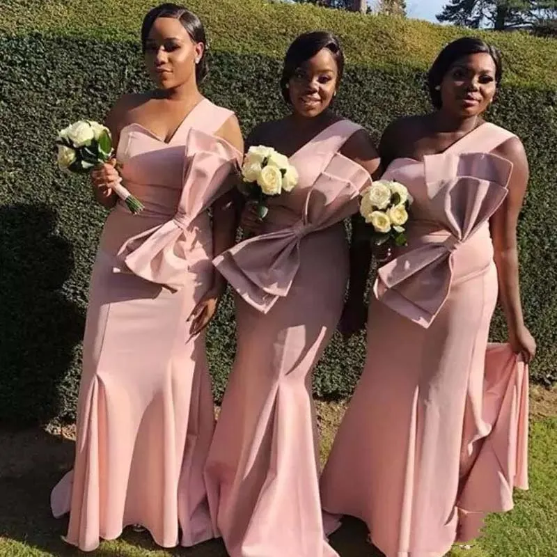 2019 Fancy One Shoulder Long Bridesmaid Dresses Blush Pink Party Gowns With Big Bow Back Zipper Custom Made Prom Dresses New Coming