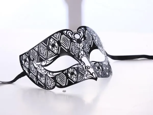 Men Metal Party Mask Mens Reting Black Venetian Filigree Masquerade Mask Masked Ball Halloween Christmas Stage Performance Props3945719