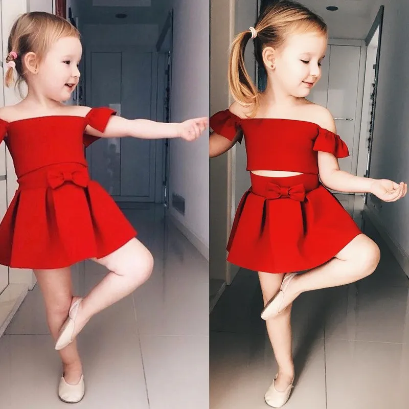 2018 Sommer Baby Mädchen Kleidung Sets Rot Schulterfrei Tops + Falten Bogen Rock Kleinkind Mädchen Outfits Kinder Leistung Kostüme Zweiteilige Sets