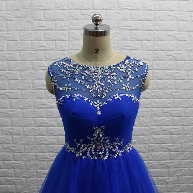 Royal Blue Short Graduation Prom Dresses 2018 Sheer Bateau Neck z Rękawami Cap Tulle Crystal Ruched Hollow Back z zamek tekstowy