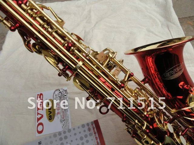 Oves Alto Eb Tune Saxofon E-Flat Professionella studenter Vacker stor rödlack Body Guldpläterad Key Pearl Knappar Sax med väska