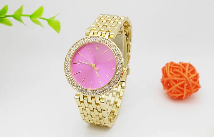 2018 Design De Luxe Rose Or Femme Diamant Montres Dames Élégantes Robes Bracelet En Acier Boucle Pliante Cristal Montre-Bracelet Cadeaux Pour Les Filles