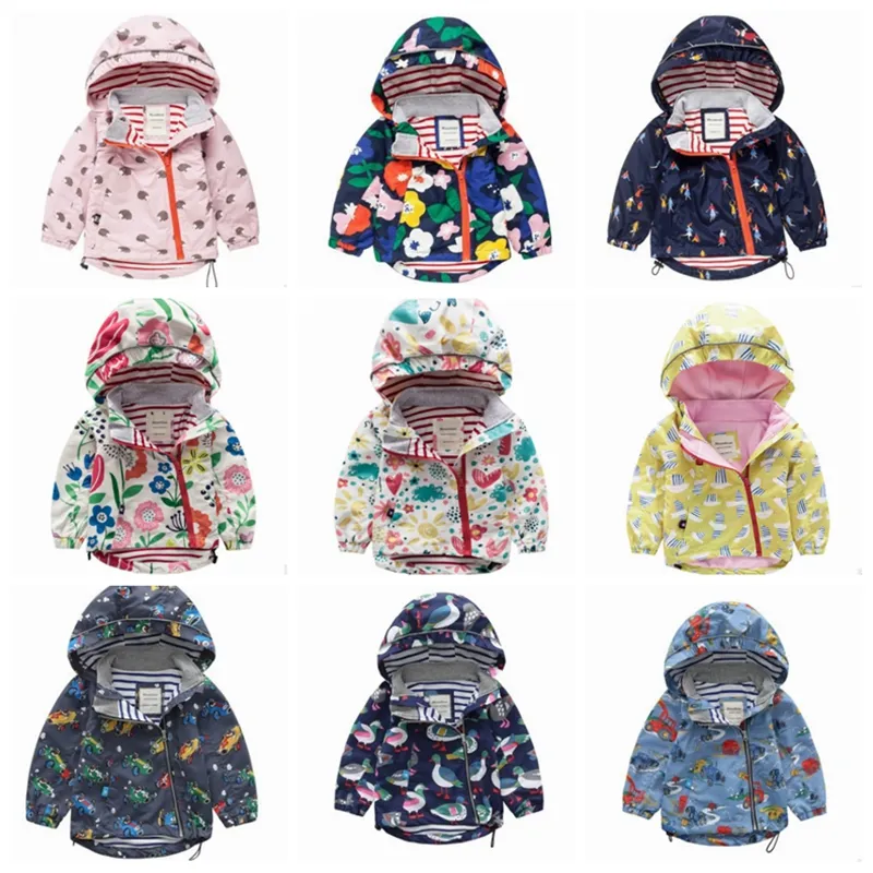 Kids Jassen Gedrukt Baby Jongen Hooded Windjack Cartoon Meisjes Tench Coats Waterdichte Kid Uitloper Babykleding 38 Designs Optioneel DHW1713