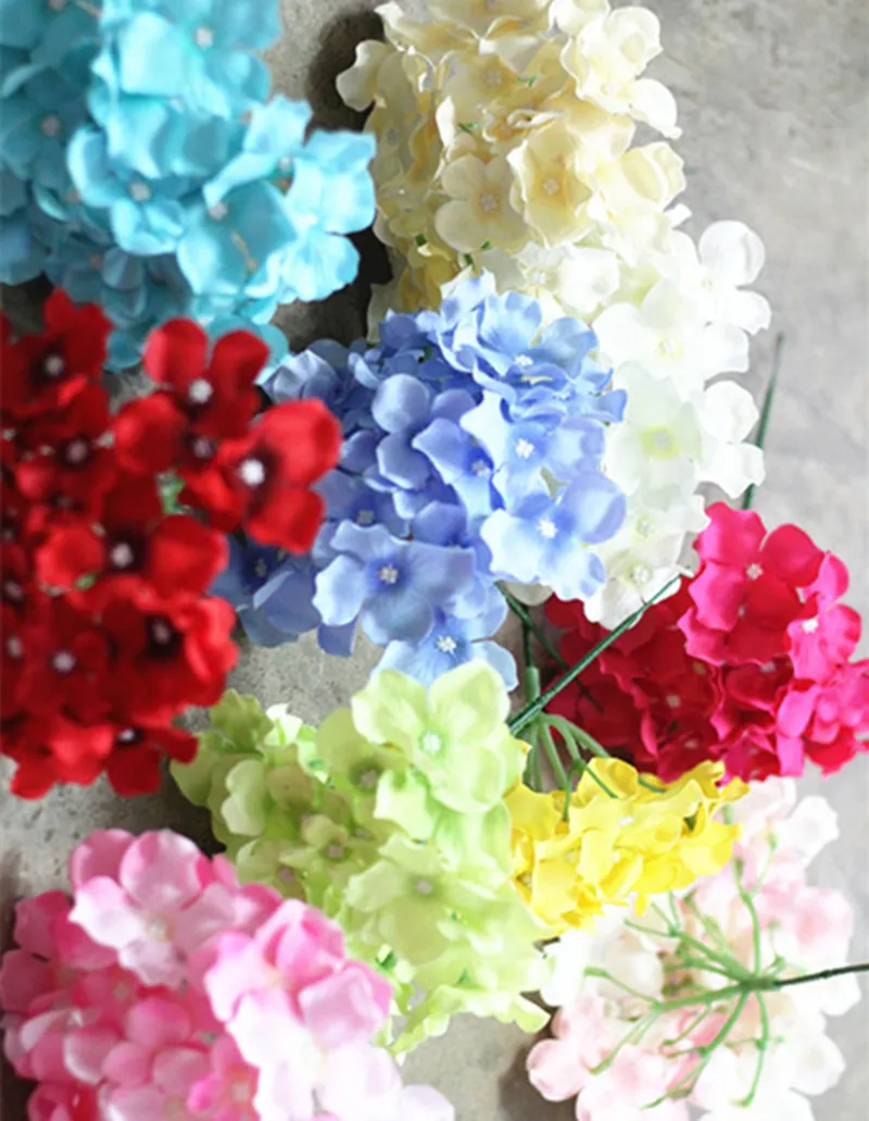 NOVO Design Design Artificial Silk Hydrangea Flor Head Wedding Bouquet Decoration ou DIY Production Pedido de produção com flores 50pcs /lote