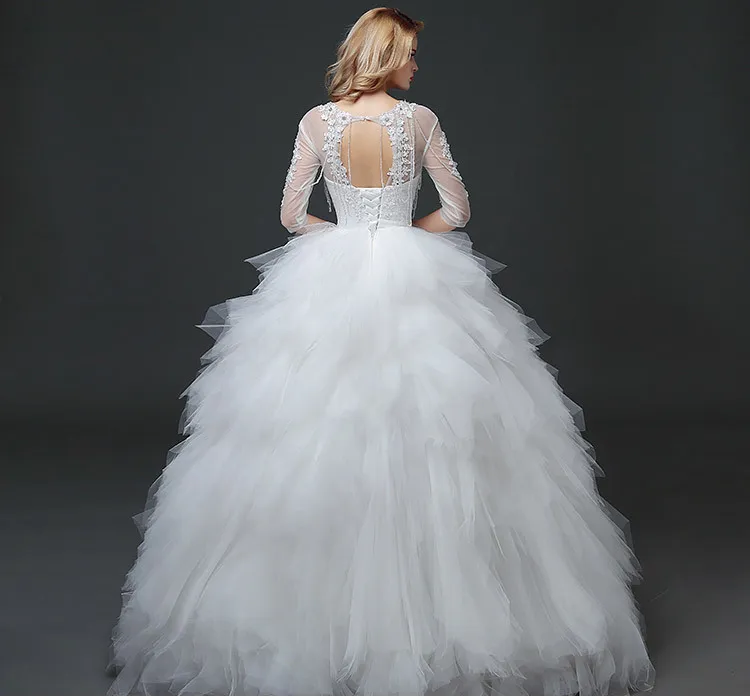 Vraie Photo Robe De Mariée 2018 Printemps Coréen Style Dentelle Demi Manches Robe De Mariée Blanc Princesse Dos Nu De Luxe vestidos de noiva