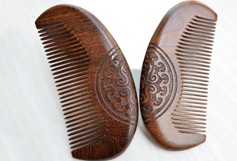 Factory direct black gold sandalwood comb gold silk tan green Tan double-sided carving carving craft custom