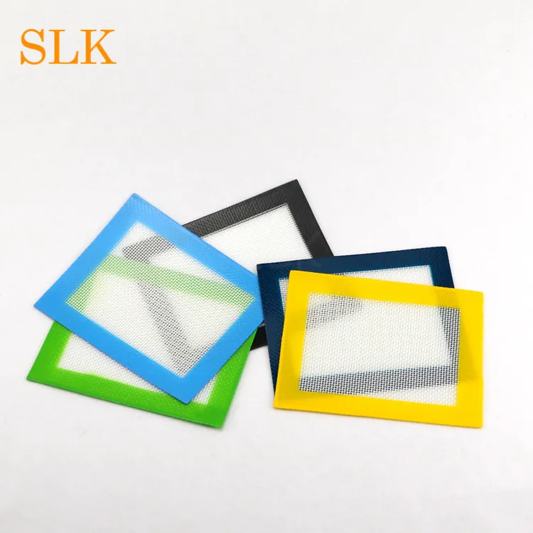 Boa tenacidade 4,33*3,35 polegadas quadrados mini forma tapetes de silicone almofadas antiaderentes de cera para rolar erva seca