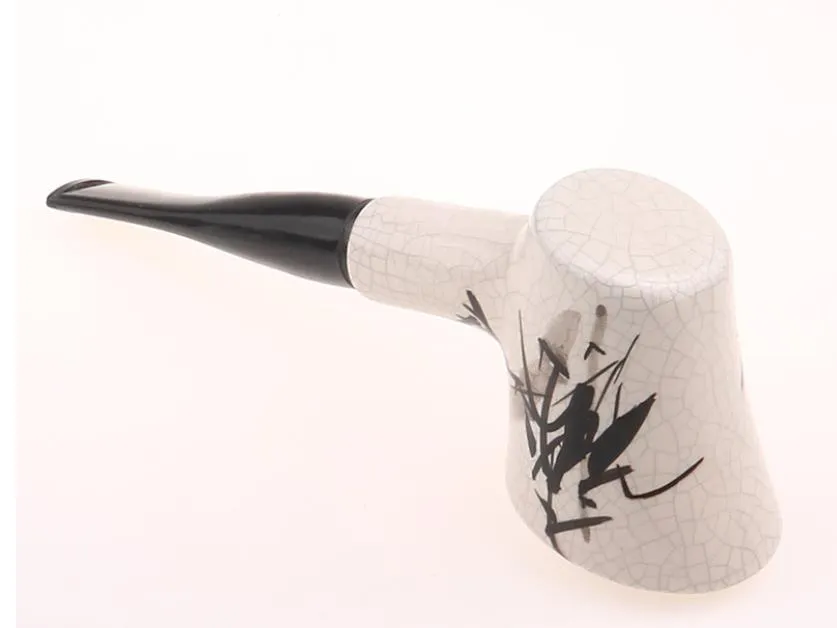 Personalized pictures, articles, ceramic pipes, fashion cigarettes, exquisite workmanship.