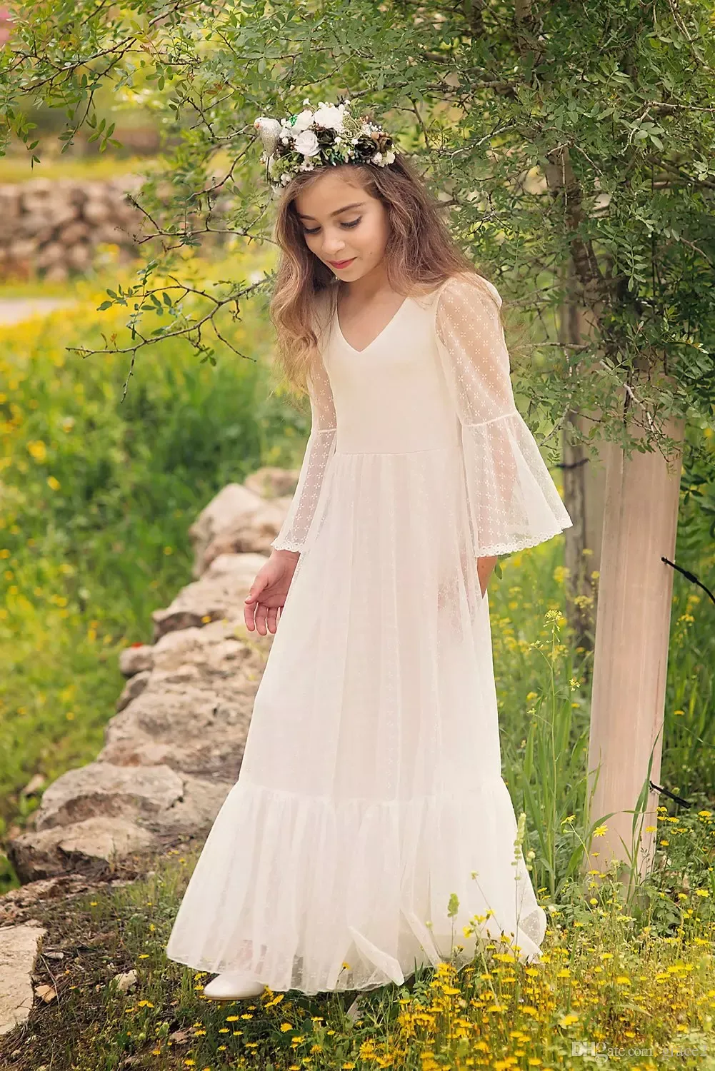 Primo abito di comunione ragazze 2019 Boho-chic Flower Girl Abites Maniche lunghe lunghezza bambini fatti personalizzati usura formale