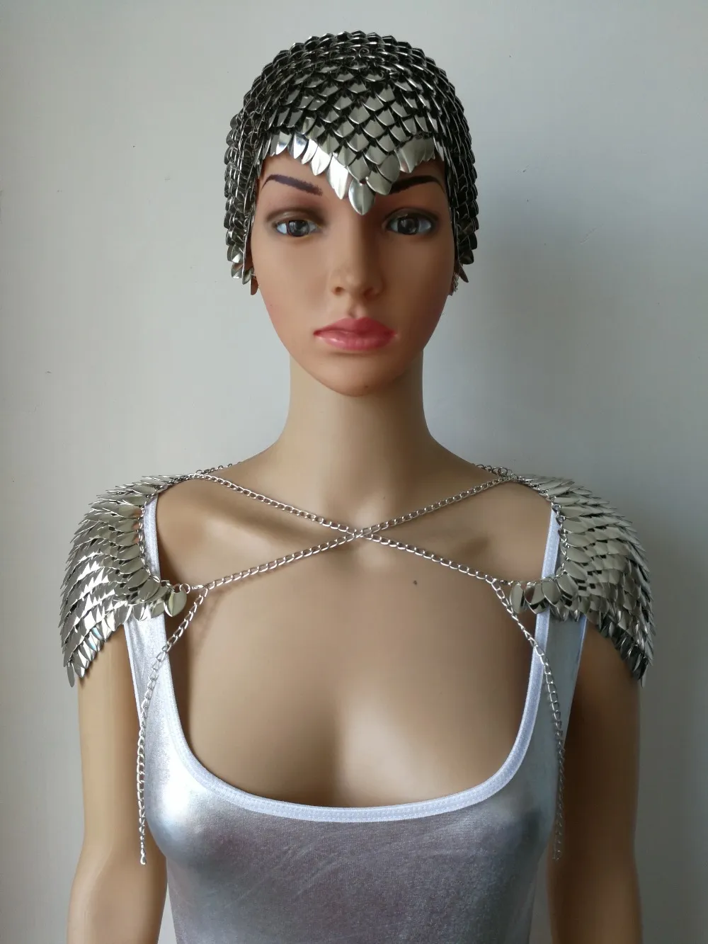 whole saleNew Fashion Scalemail Mermaid Fish Scales Head Chains Layers Scale Chainmail Silver Fish Scale Head Hair Chains Jewelry