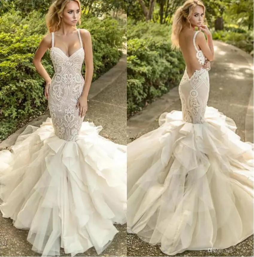 Naama Anat Couture 2019 Meerjungfrau Brautkleider Spaghetti rückenfrei Spitze Applikation Brautkleid Sweep Zug Landhochzeitskleid nach Maß