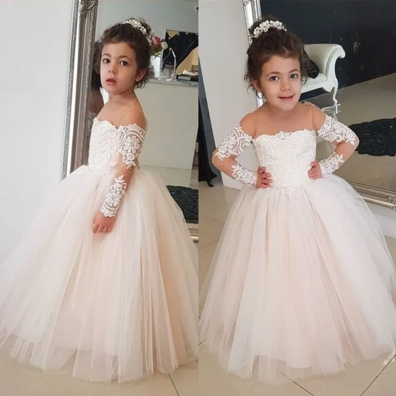 Ivory Lace Ball Gown Flower Girl Dresses for Wedding Sheer Jewel Neck Toddler Pageant Klänningar med Långärmad Tulle Kids Communion Dress