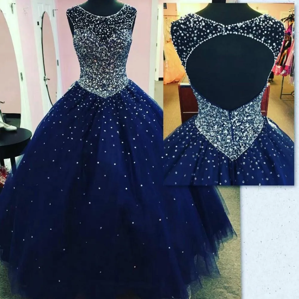 Vestido de quinceañera azul marino oscuro Sin respaldo Cristales con cuentas Lentejuelas Vestido de fiesta Brillante Vestido de quinceañera azul marino oscuro Sin respaldo Cristales con cuentas Lentejuelas Vestido de fiesta Brillante