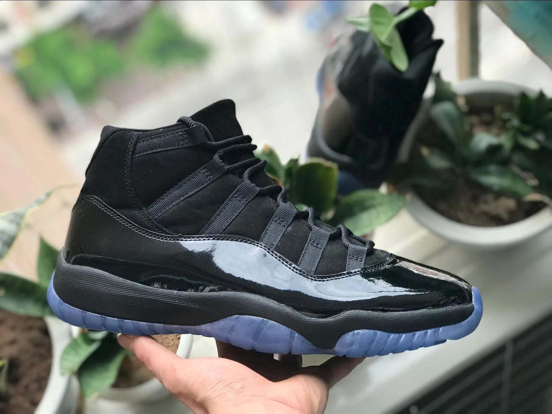 Nueva llegada 11 Noche de baile Blackout 11s Hombres Zapatillas de baloncesto Zapatillas de deporte negras para hombre y mujer Zapatillas deportivas 2018 tamaño 41-47