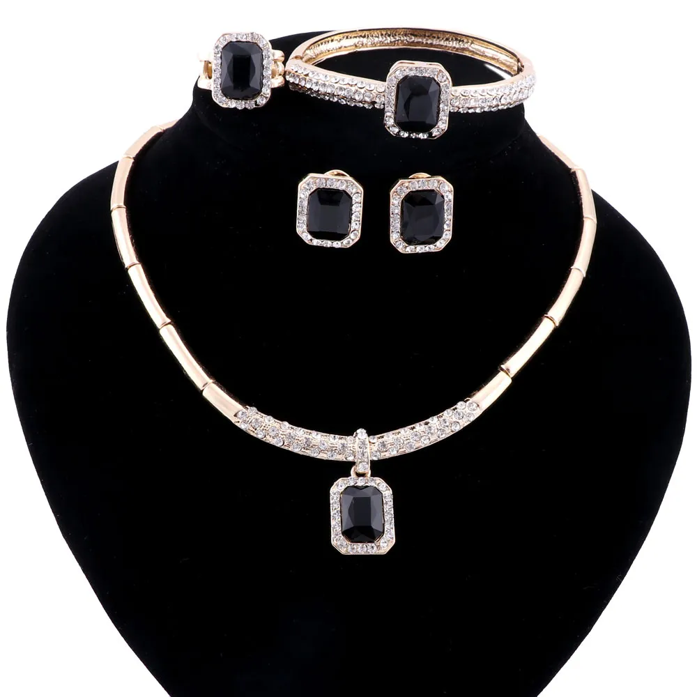 Sieraden Sets voor Dames Crystal Nigeriaanse Afrikaanse kralen Ketting Oorbellen Armband Ring Mode Geometrische Sieraden Set