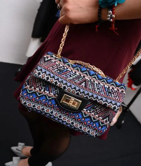 2018New Designer Handbags snake leather Women bag embossed fashion chain Crossbody Bag Brand Designer Messenger Bag sac a main