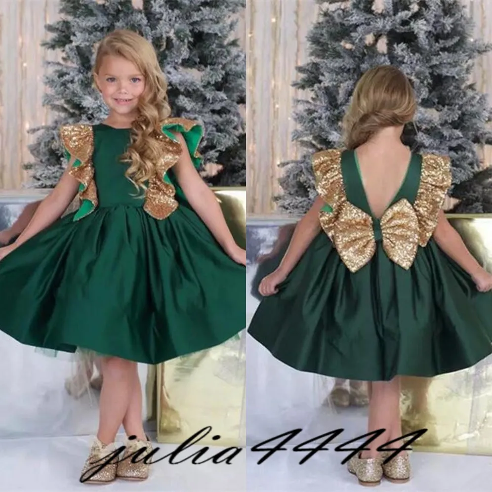 2019 Emerald Green Flower Girls 'Dresses Little Girls Födelsedag Klänning Knee Längd Guld Sequined Big Bow Sleeves Custom Made Kids