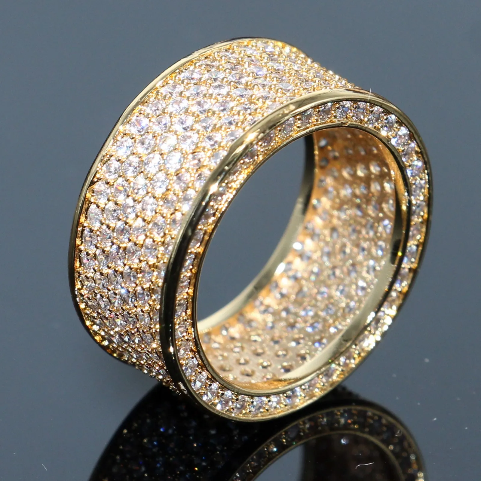 Splendido marchio Desgin Gioielli di lusso di alta qualità Argento sterling 925 Anello a fascia con cerchio in oro giallo con pavé Enternity Topaz CZ