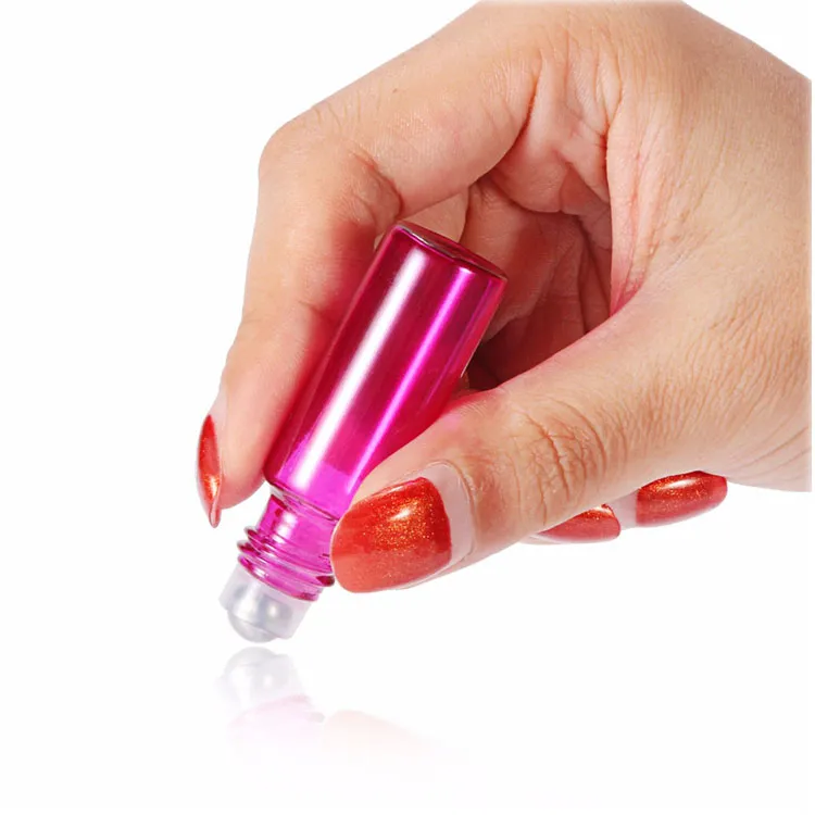 Portable / parti 5ml 1/6 oz Mini Roll på flaskor Fragrance Parfym Glasflaskor Essential Oljestål Metall Roller Ball Rosa