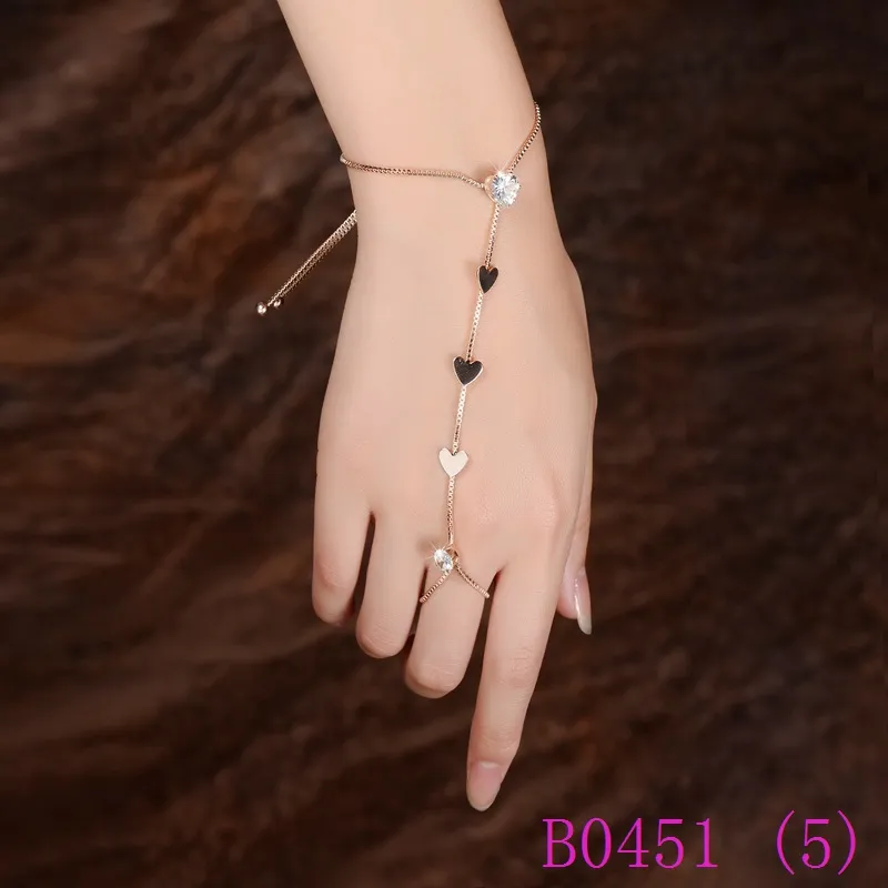 3pcs hjärta hand sele slav charm armband ring för kvinnor kristall fjäril kedja länk finger ringar bröllop smycken set b0451