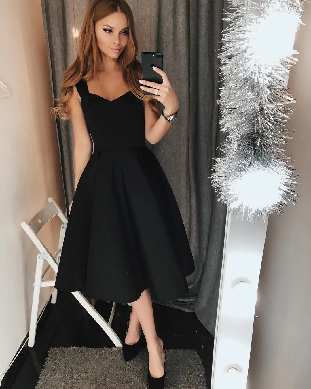 Ny ankomst Svart Enkel Prom Klänningar 2018 Cocktail Klänningar En Linje Spaghetti Straps Backless Te Längd Red Carpet Pageant Party Dresses