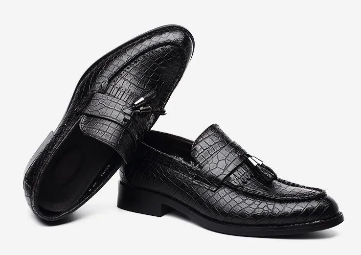 2021 Krokodilkorn Trend Herrenschuhe Quaste Rot Schwarz Loafer Designer Luxus 560