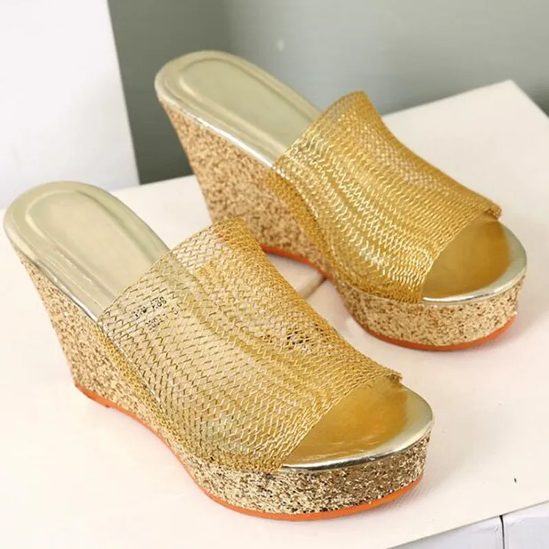 Mais populares verão mulheres Sandálias Chinelos de Moda 2018 Novo verão Lantejoulas Malha cunhas Sapatos de Plataforma Sapatos de Salto Alto Sandálias Mulheres chinelos