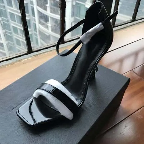 2018 Designer women high heels party fashion rivets girls sexy pointed shoes Dance shoes wedding shoes Double straps sandals