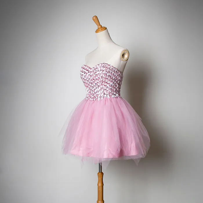 Kostenloser Versand rotes kurzes Kleid rosa Bra BH Strape schwere handgefertigte Modelle Frühlingssommer -Sommerparty zurück in die Schule Cocktail kleines Kleid