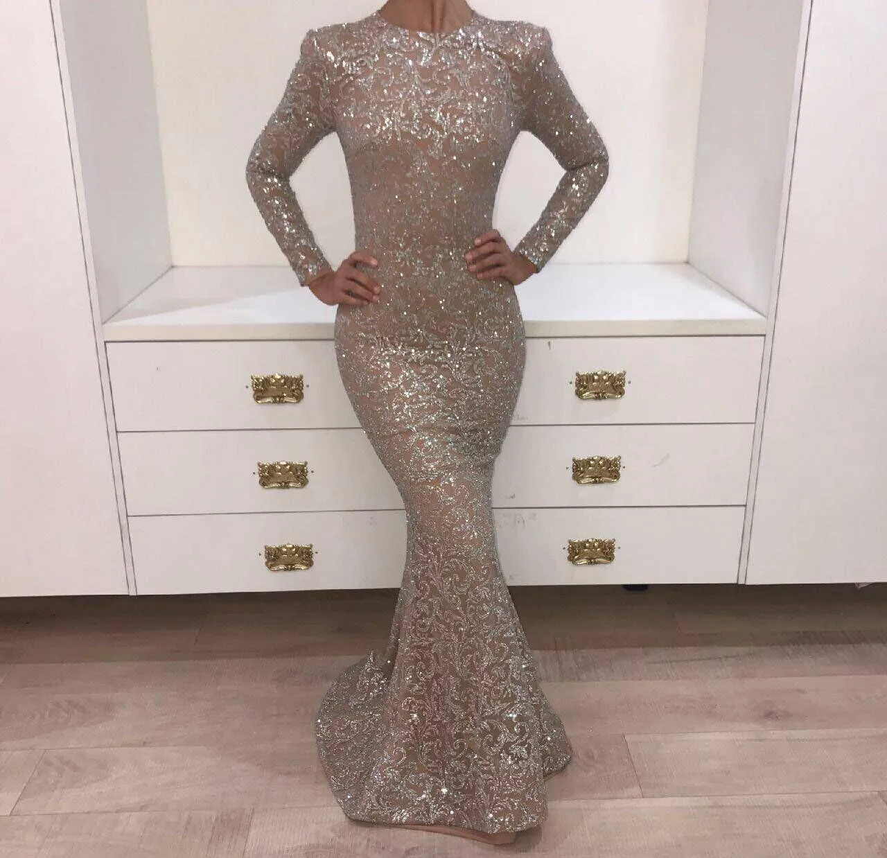 Minna Fashion Gold Glitter Party Dress 2019 Arabic Mermaid Evening Dress Jewel Neck Long Sleeve Formal Minna Fashion Gold Glitter Party Dress 2019 Arabic Mermaid Evening Dress Jewel Neck Long Sleeve Formal